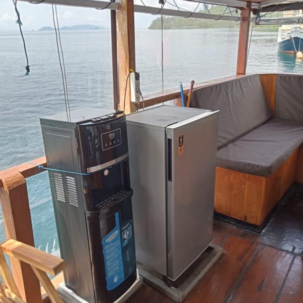 Fridge and Dispenser