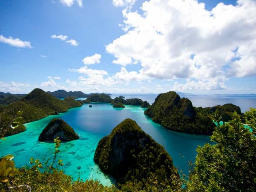 Raja Ampat - Central &amp; Northern, Pianemo (RA-16)