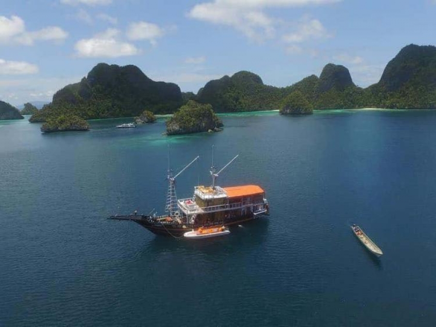 Raja Ampat - Central &amp; Northern, Pianemo (RA-19)